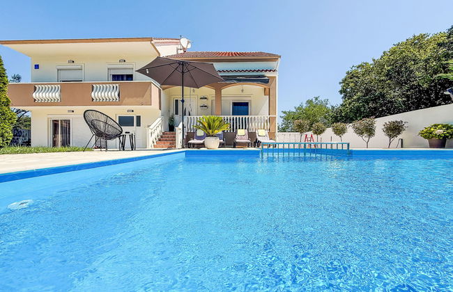 Casa de 6 quartos em Poličnik com piscina privada e jardim - Foto 2