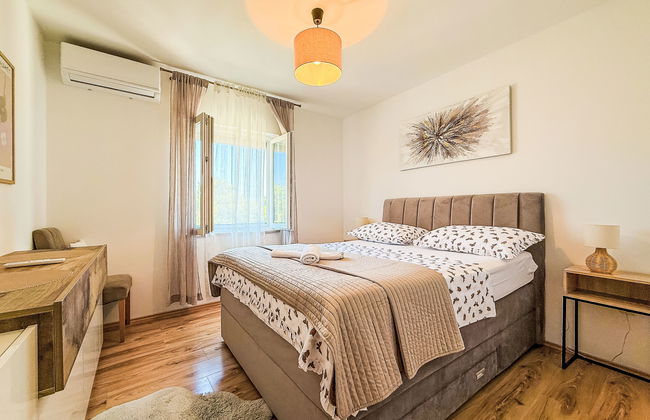 Casa de 6 quartos em Poličnik com piscina privada e jardim - Foto 14