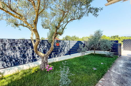Foto 37 - Casa de 5 quartos em Poličnik com piscina privada e jardim