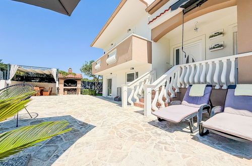 Foto 35 - Casa de 5 quartos em Poličnik com piscina privada e jardim
