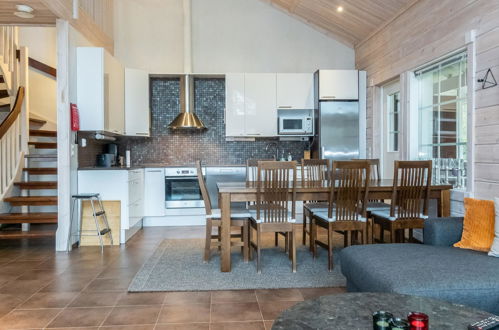 Foto 10 - Casa de 3 quartos em Kittilä com sauna e vista para a montanha