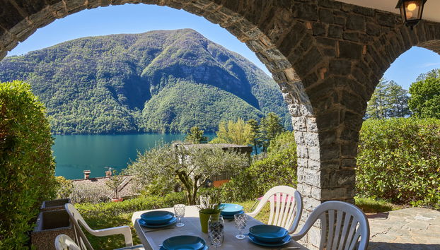 3 bedroom Apartment in Valsolda with swimming pool and garden - Photo 3