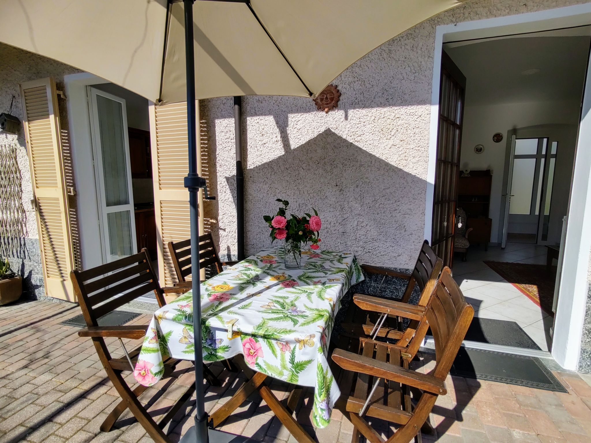 Photo 23 - Appartement de 2 chambres à Luino avec terrasse et vues sur la montagne