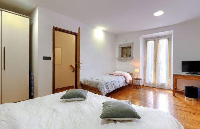 Casa de 4 quartos em Poreč com jardim e terraço - Foto 18