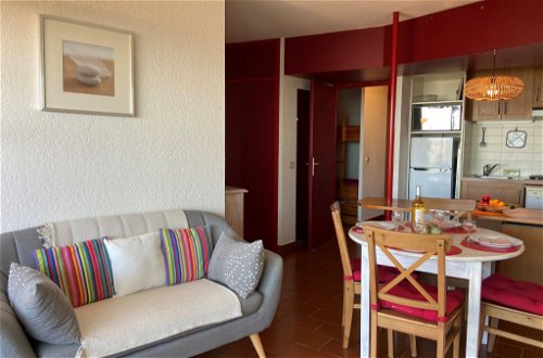 Foto 3 - Apartment mit 2 Schlafzimmern in Le Grau-du-Roi mit terrasse und blick aufs meer