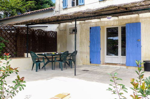 Foto 3 - Casa de 4 habitaciones en Cavalaire-sur-Mer con jardín y terraza