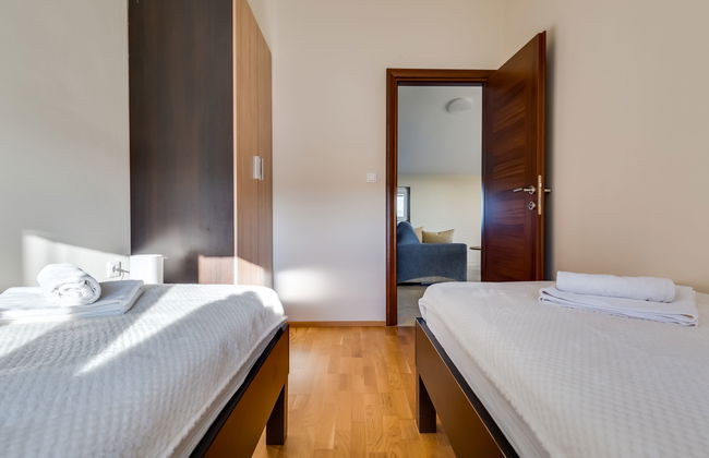 Apartment mit 3 Schlafzimmern in Jasenice mit schwimmbad - Foto 16