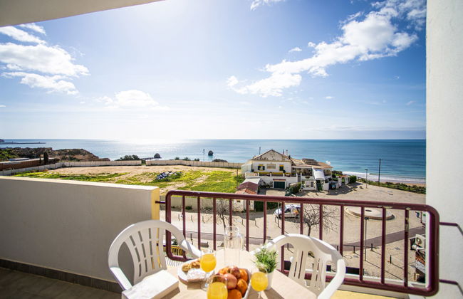 Apartamento de 1 quarto em Portimão com piscina e jardim - Foto 2