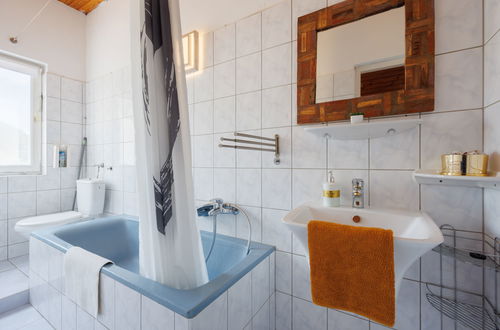 Foto 35 - Casa con 4 camere da letto a Balatonkenese con piscina privata e giardino