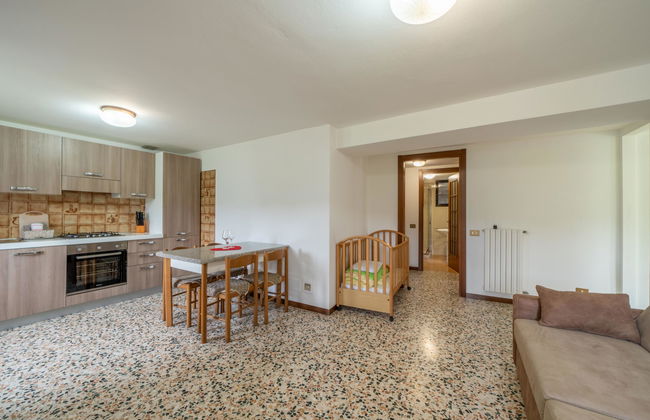 Apartamento de 2 quartos em Castelveccana com jardim - Foto 10