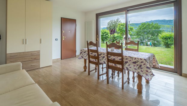Apartamento de 2 quartos em Castelveccana com jardim - Foto 5