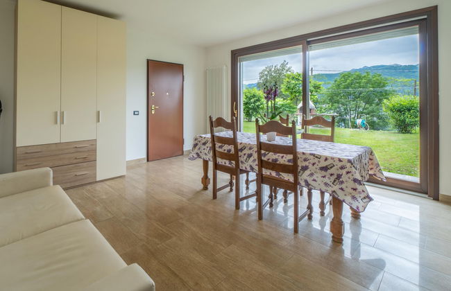 Apartamento de 2 quartos em Castelveccana com jardim - Foto 5