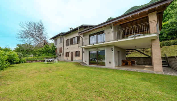 Apartamento de 2 quartos em Castelveccana com jardim - Foto 2
