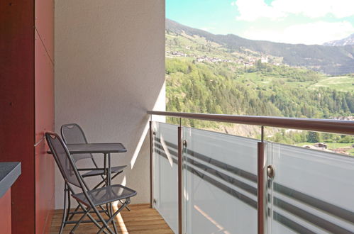 Photo 12 - Apartment in Fließ with garden and mountain view