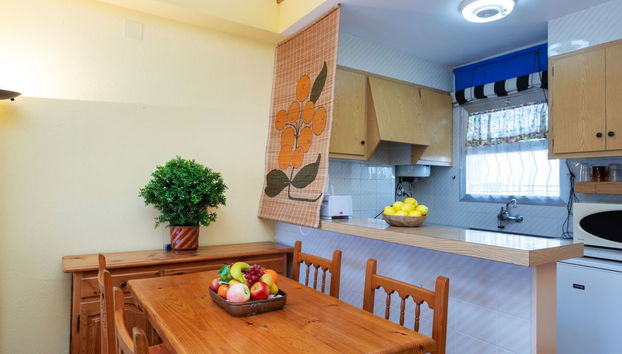 Apartment mit 3 Schlafzimmern in l'Escala mit schwimmbad und garten - Foto 3