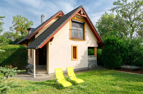 Photo 30 - 3 bedroom House in Balatonfüred with garden and terrace