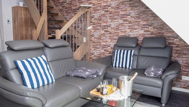 Apartment mit 3 Schlafzimmern in Norden mit garten - Foto 3