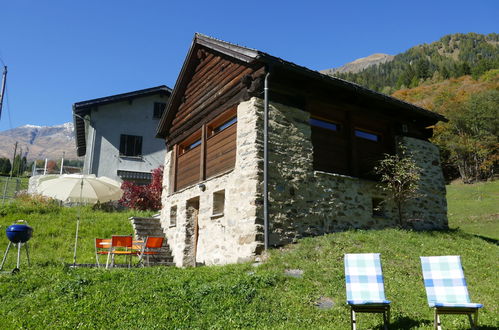 Foto 17 - Haus mit 1 Schlafzimmer in Blenio mit garten und blick auf die berge