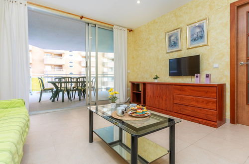 Photo 4 - 2 bedroom Apartment in Oropesa del Mar with swimming pool and garden