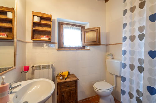 Foto 17 - Casa de 13 quartos em Montaione com piscina privada e jardim