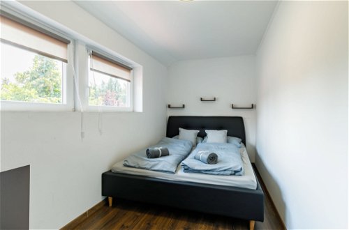 Foto 8 - Appartamento con 3 camere da letto a Balatonszemes con giardino e vista sulle montagne