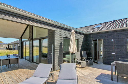 Foto 12 - Casa de 4 quartos em Løkken com sauna e banheira de hidromassagem