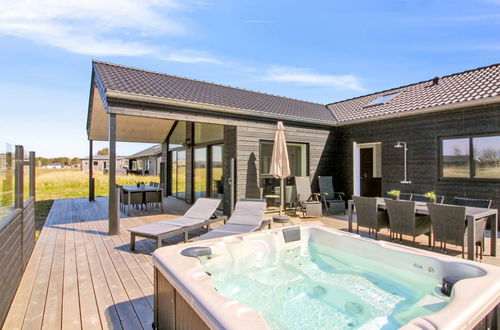 Foto 1 - Casa de 4 quartos em Løkken com sauna e banheira de hidromassagem