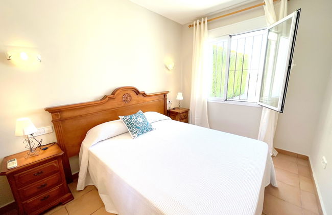 3 bedroom House in Jávea with private pool and garden - Photo 4
