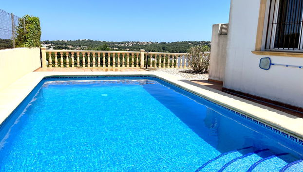 Casa de 3 quartos em Jávea com piscina privada e jardim - Foto 2