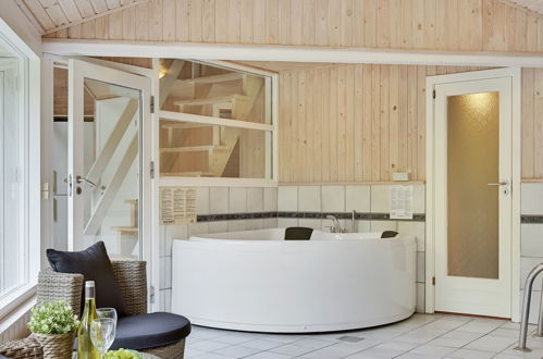 Foto 22 - Casa con 5 camere da letto a Rømø con piscina privata e sauna