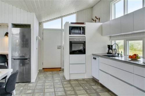 Photo 5 - Maison de 4 chambres à Blokhus avec terrasse et sauna