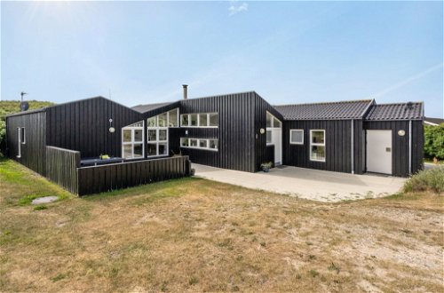 Foto 2 - Casa de 4 quartos em Blokhus com terraço e sauna