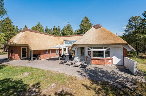 Photo 16 - 4 bedroom House in Blåvand with private pool and sauna