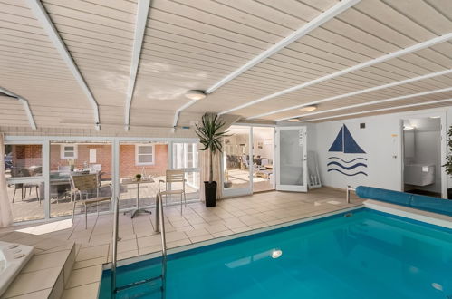 Foto 13 - Casa de 4 quartos em Blåvand com piscina privada e sauna
