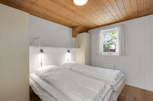 Foto 17 - Haus mit 4 Schlafzimmern in Blåvand mit privater pool und sauna