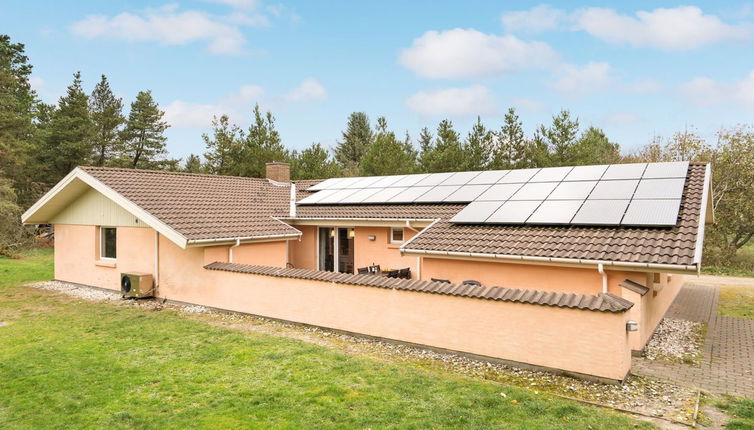 Foto 1 - Casa con 5 camere da letto a Blåvand con piscina privata e terrazza