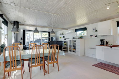 Photo 17 - Maison de 3 chambres à Vejers Strand avec terrasse et bain à remous