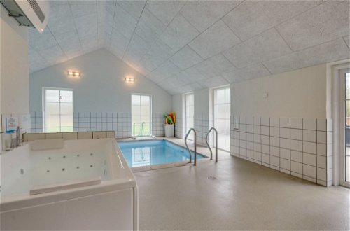 Foto 4 - Casa con 5 camere da letto a Ulfborg con piscina privata e terrazza