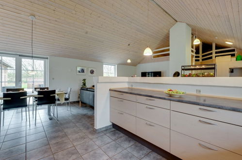Foto 19 - Haus mit 5 Schlafzimmern in Ulfborg mit privater pool und terrasse