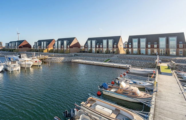 "Line" - 10m from the sea - Foto 35