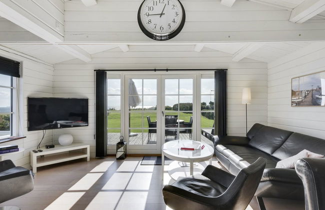 3 bedroom House in Juelsminde with terrace and hot tub - Photo 24