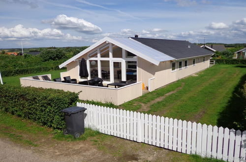 Photo 1 - Maison de 4 chambres à Assens avec terrasse et sauna