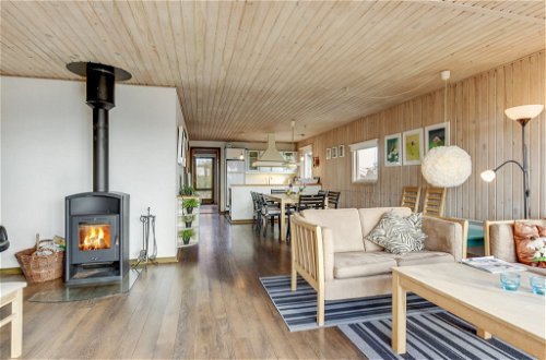 Foto 4 - Casa con 4 camere da letto a Harboøre con terrazza e sauna