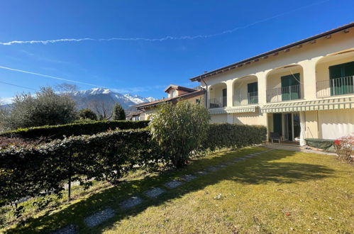 Foto 25 - Appartamento con 2 camere da letto a Gravedona ed Uniti con piscina e vista sulle montagne