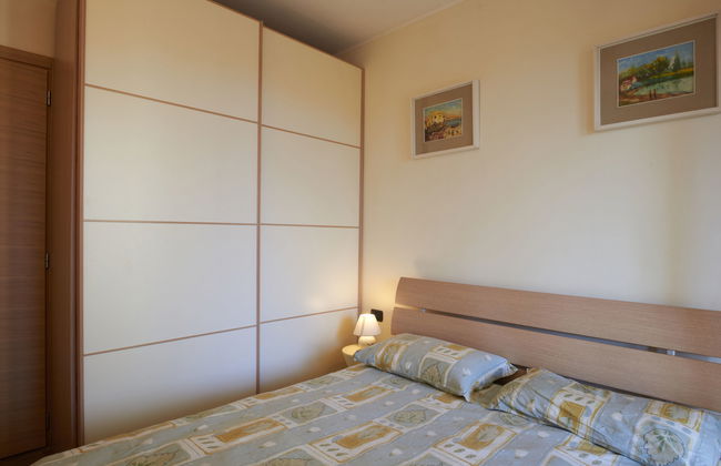 3 bedroom Apartment in Gravedona ed Uniti with swimming pool and garden - Photo 13