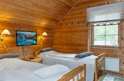 Foto 17 - Casa de 3 habitaciones en Kittilä con sauna y vistas a la montaña