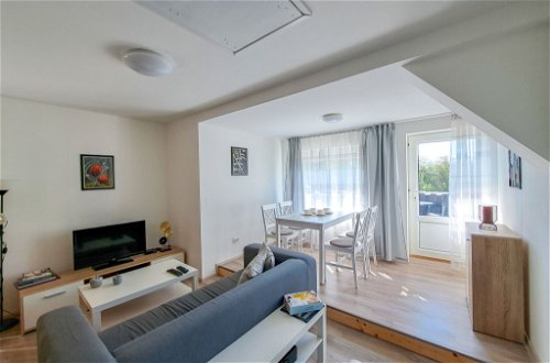 Foto 2 - Apartment mit 2 Schlafzimmern in Balatonkeresztúr mit garten