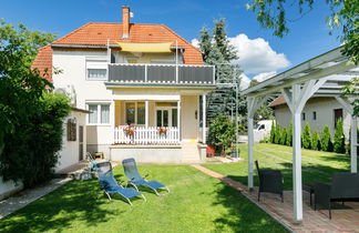 Photo 1 - Appartement de 2 chambres à Balatonkeresztúr avec jardin