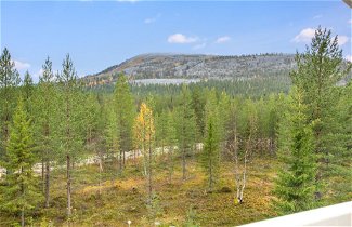 Foto 3 - Casa de 2 habitaciones en Pelkosenniemi con sauna y vistas a la montaña