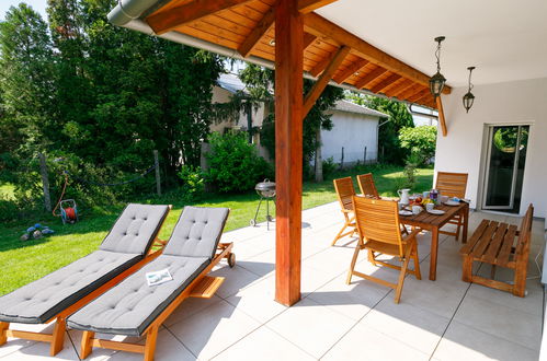 Photo 30 - Maison de 3 chambres à Balatonőszöd avec terrasse et vues sur la montagne